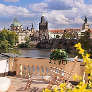 Residence Charles Bridge
